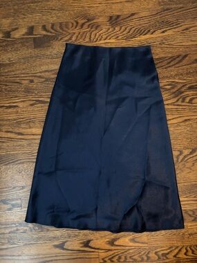 Aritzia satin slip midi size 2 admiral